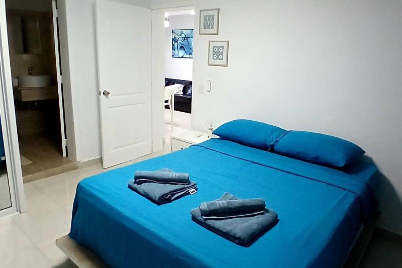 Second Floor Condo - Walk to Beach - image 16