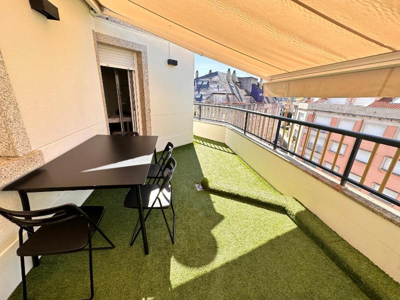 Edificio Grañamar con piscina en Sanxenxo - image 7