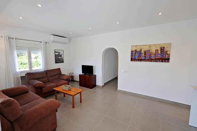 Miquel - pretty holiday property with garden and private pool in Moraira - image 2