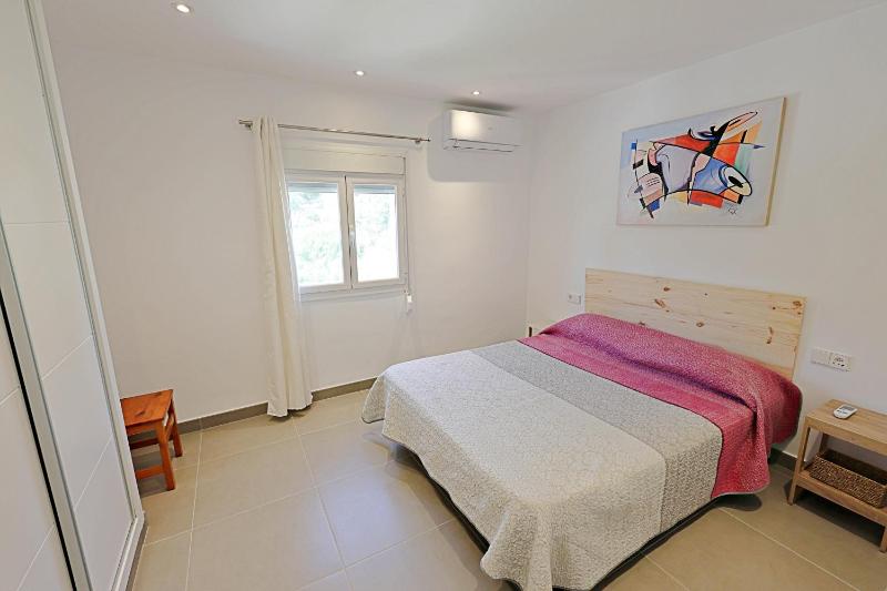 Miquel - pretty holiday property with garden and private pool in Moraira - image 8