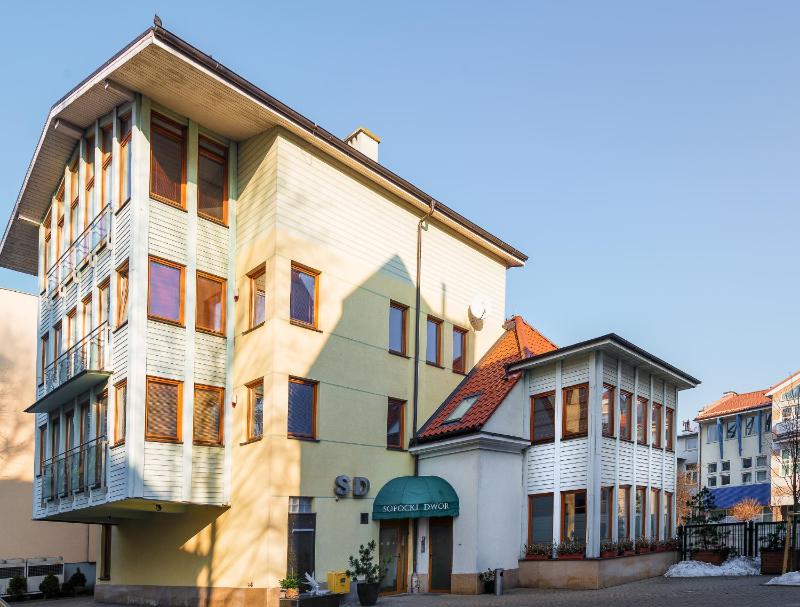 Sopocki Dwór Apartments - image 1