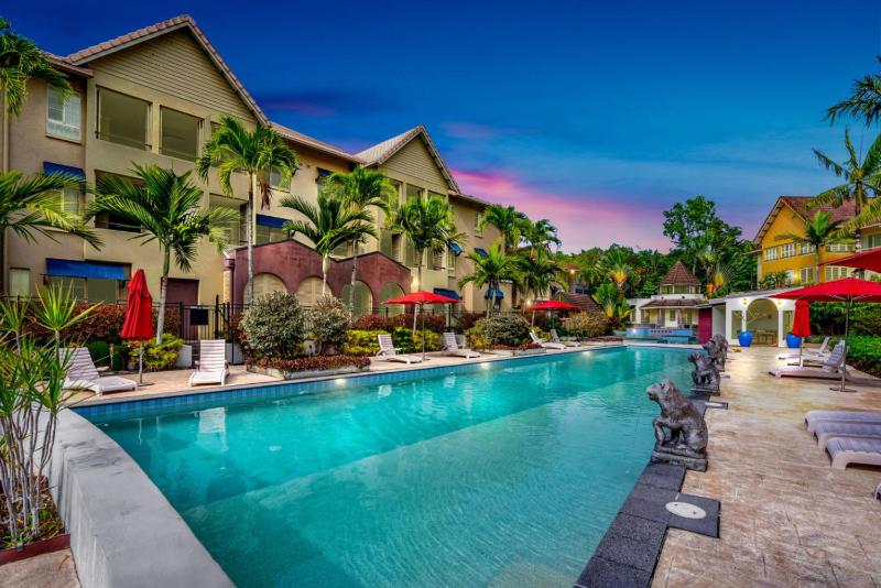Lyra Lakes Resort Escape with Pool BBQ and Tennis Court - image 15