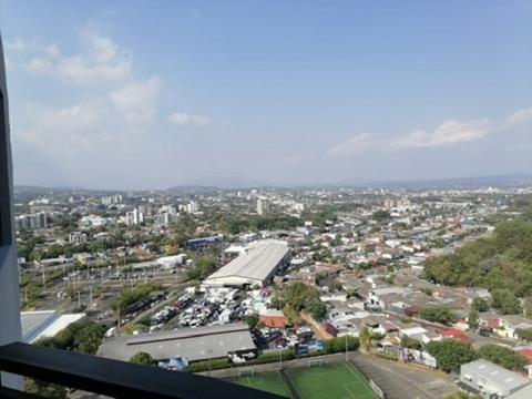 Apartamentos Lomas 500 con Vista a la Ciudad - image 6