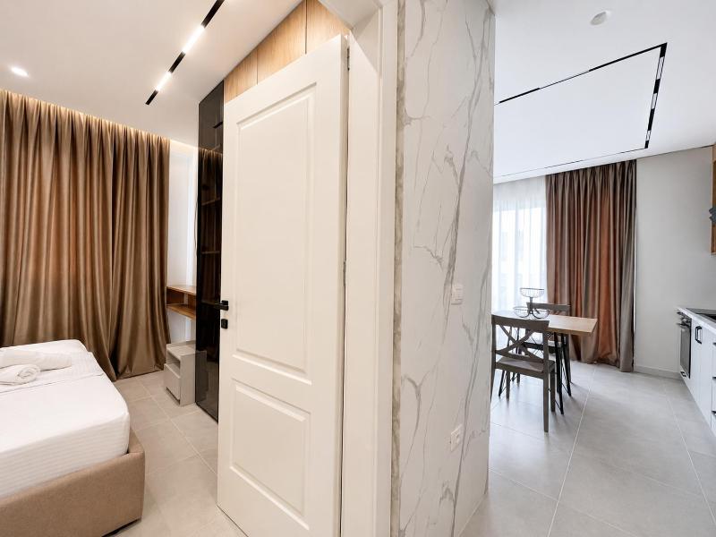 Aron's Apartment 610 - image 15