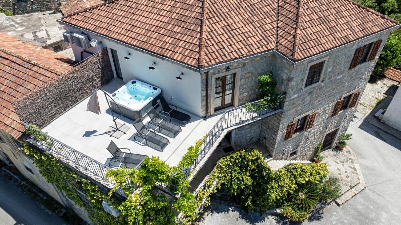 Villa Trojanovic by Villas Guide - image 22
