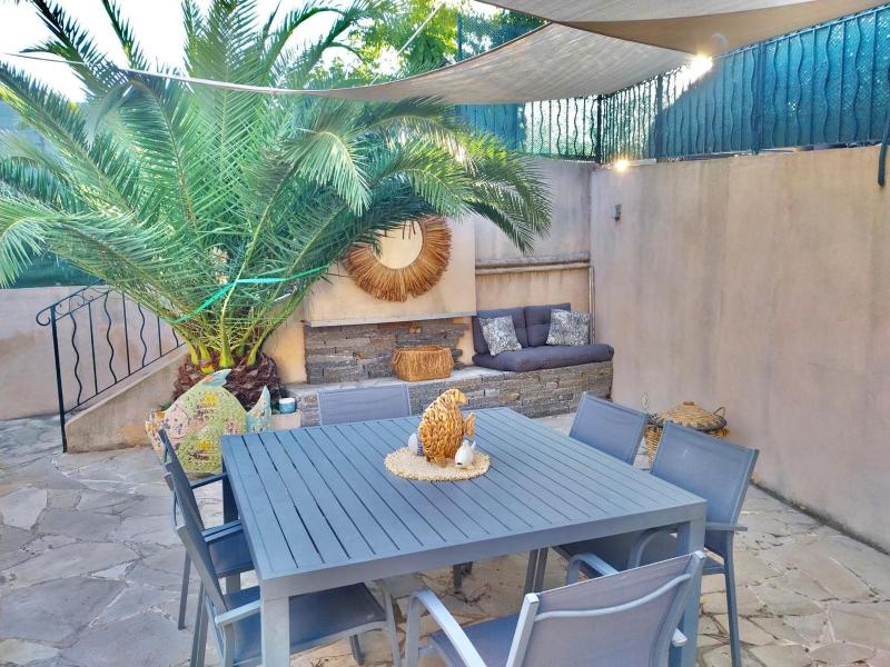 Maison de charme à Grimaud Terrasse clim et parking - image 18