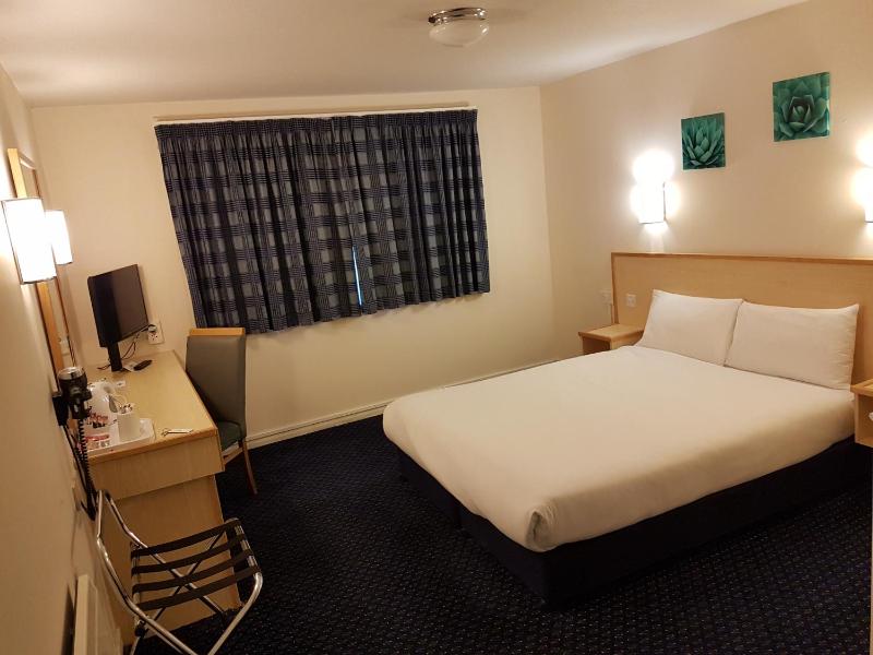 Double Room - Disability Access image 1