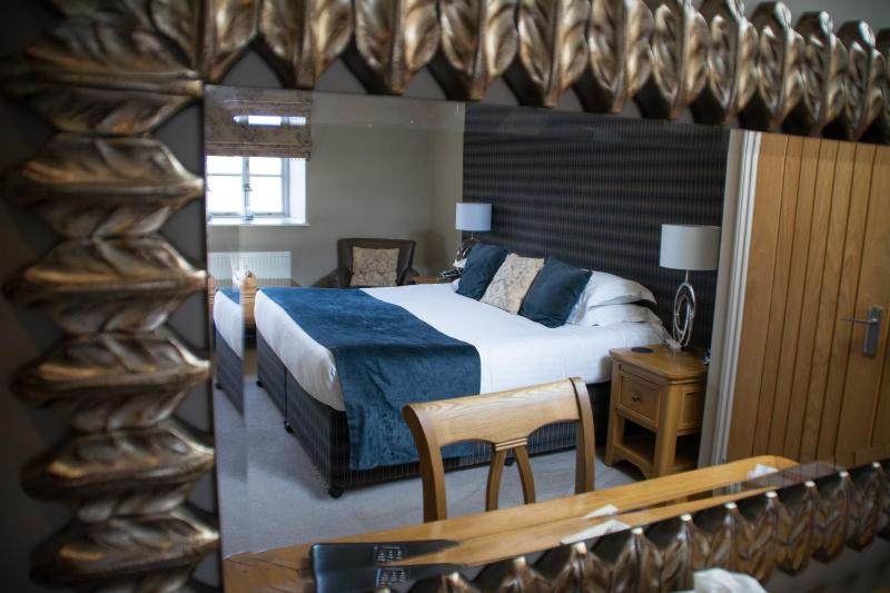 Superior Double or Twin Room image 1