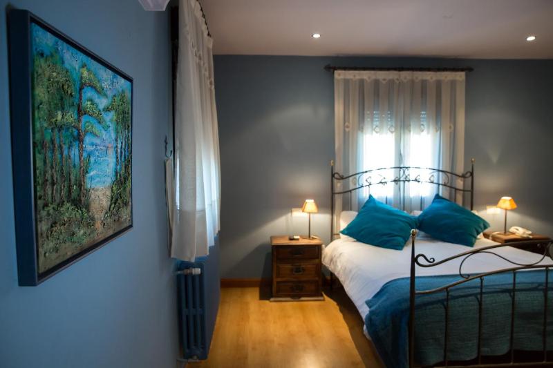 Superior Double Room image 3