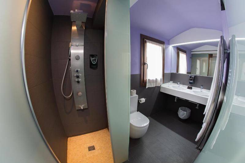 Superior Double Room with Terrace image 2