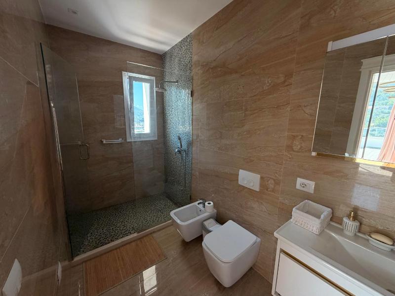 Sea View Penthouse with Grand Terrace - image 6