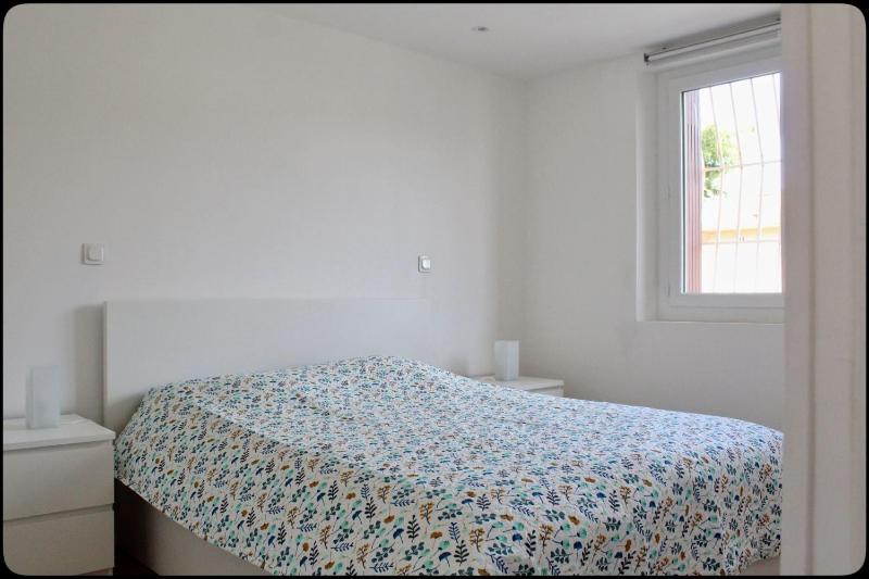 Spacious cocoon in Six-Fours-les-Plages - image 24