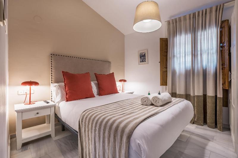 BnS Dauro Suites - image 9