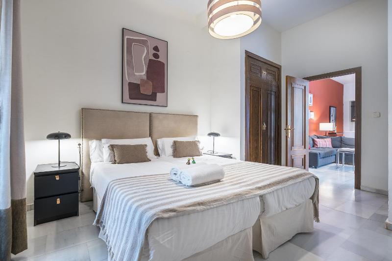 BnS Dauro Suites - image 2