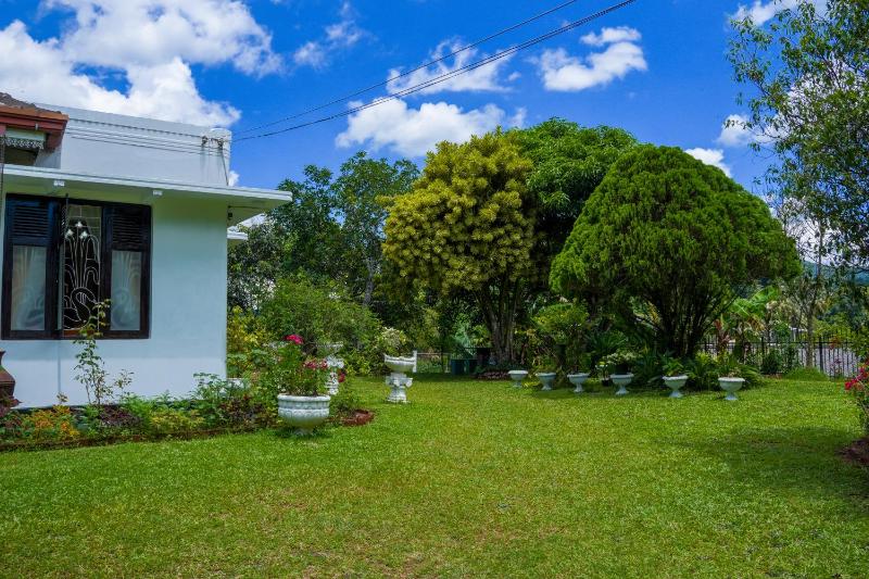Asgiriya Bungalow Kandy - image 9