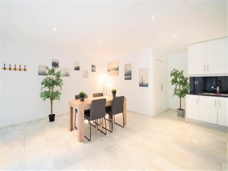 1-bedroom lodge stay in Antwerp - image 14