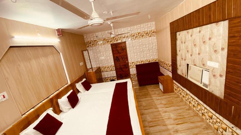 Tripathi's Rampath Inn Ayodhya - image 9