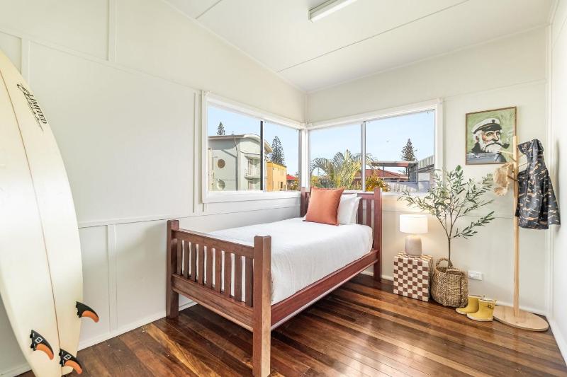 SUL Mare - Just Steps From Pippi Beach - Holiday Yamba - image 9