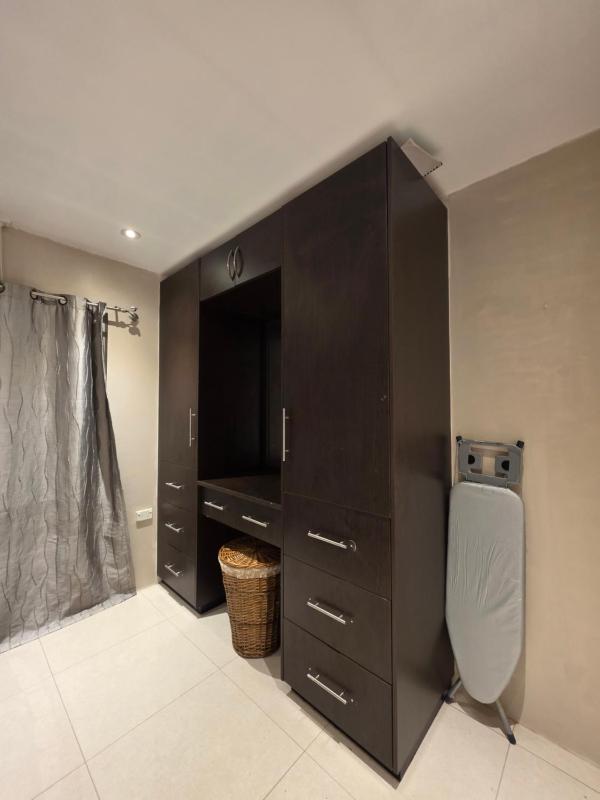 Lomani's Home - Airport Accommodation - image 3
