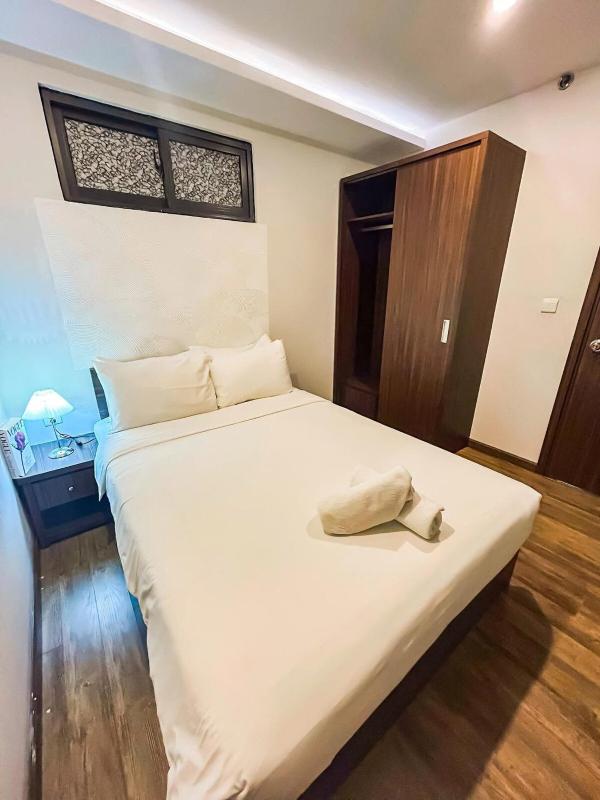 2Brs Sea View 68m2 Free Pool & Gym - Virgo Apartment - image 12