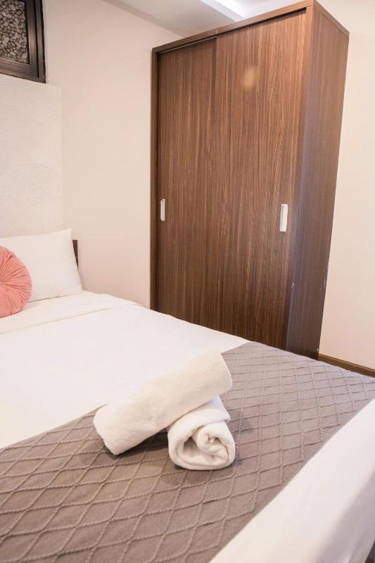 2Brs Sea View 68m2 Free Pool & Gym - Virgo Apartment - image 29