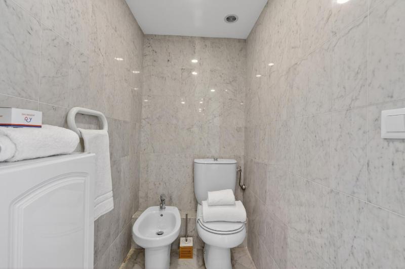Last Floor Sea View At Victoria Palace - Happy Rentals - image 19