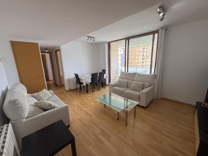 Apartamento con piscina gimnasio y parking en Alicante by Turihome - image 11
