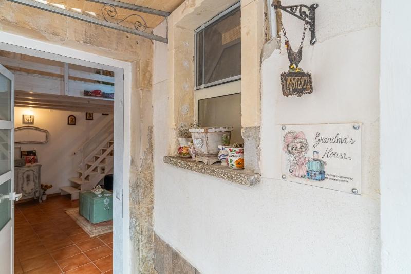 Grandma's house - image 16