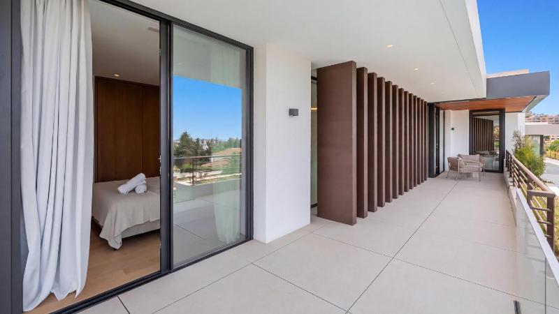 VACATION MARBELLA I Villa The Address Brand-New Villa Private Turquoise Pool 6BDR Prime Golf Valley Location Minutes from Puerto Banus Luxury Interiors Private GYM Lounge Bar - image 41