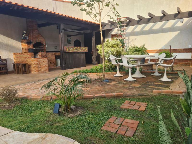Apartamento com piscina - image 35