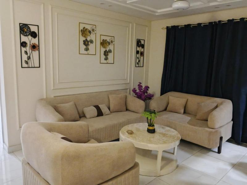 Luxury Apartment Faisalabad - image 7