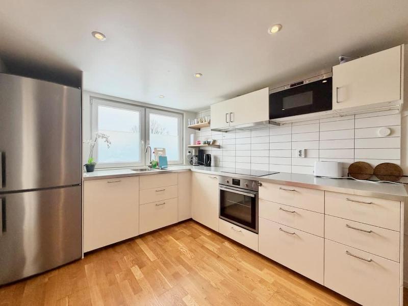 2 Bedroom Apartment With 4 Beds For Workers And Families - image 1