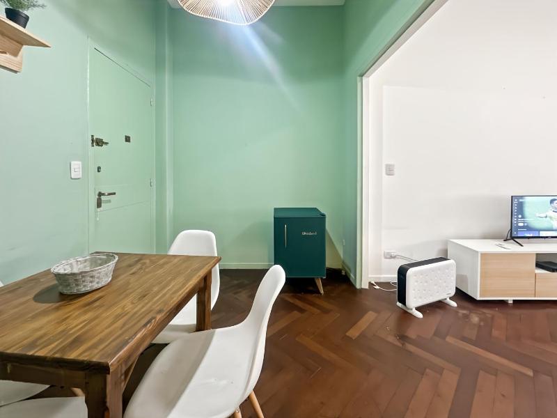 Charming 2-Bedroom Apartment in the Heart of Buenos Aires - image 11