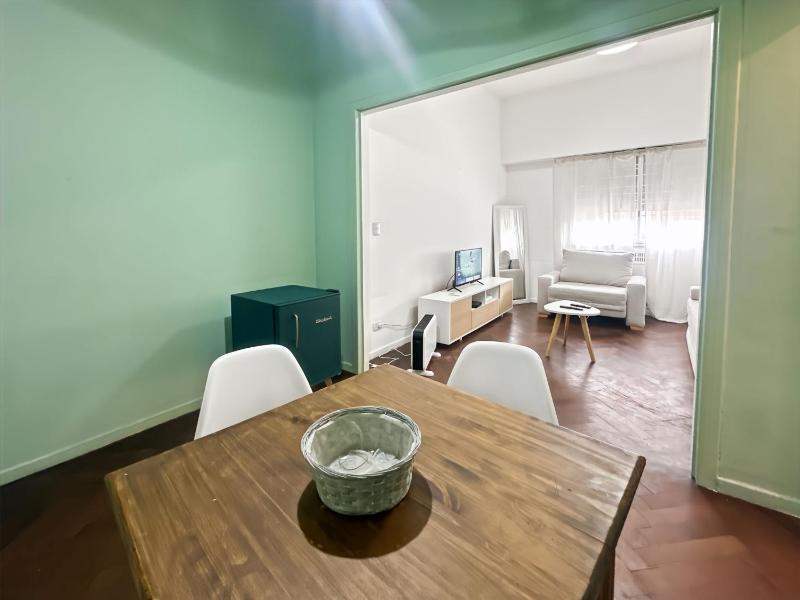 Charming 2-Bedroom Apartment in the Heart of Buenos Aires - image 9