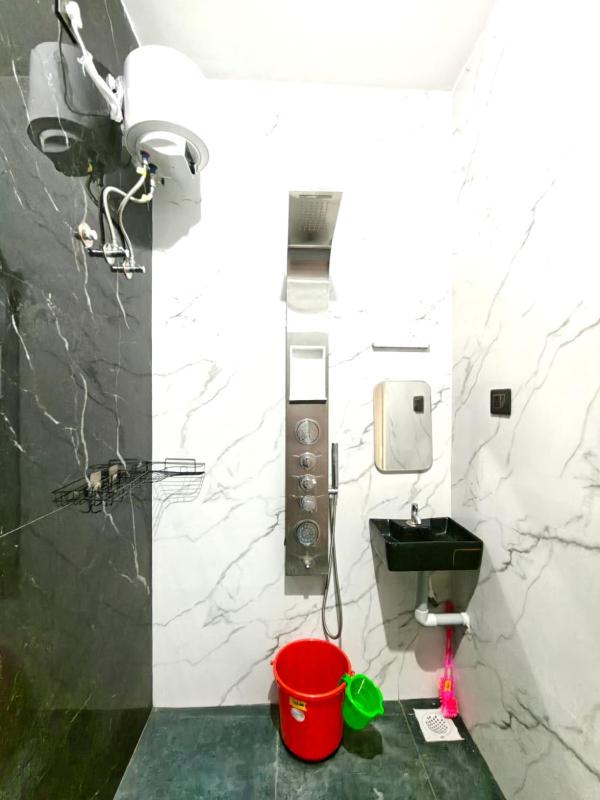 Jothi Luxury Home Stay - image 9