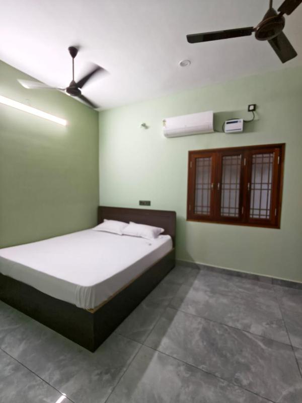 Jothi Luxury Home Stay - image 14