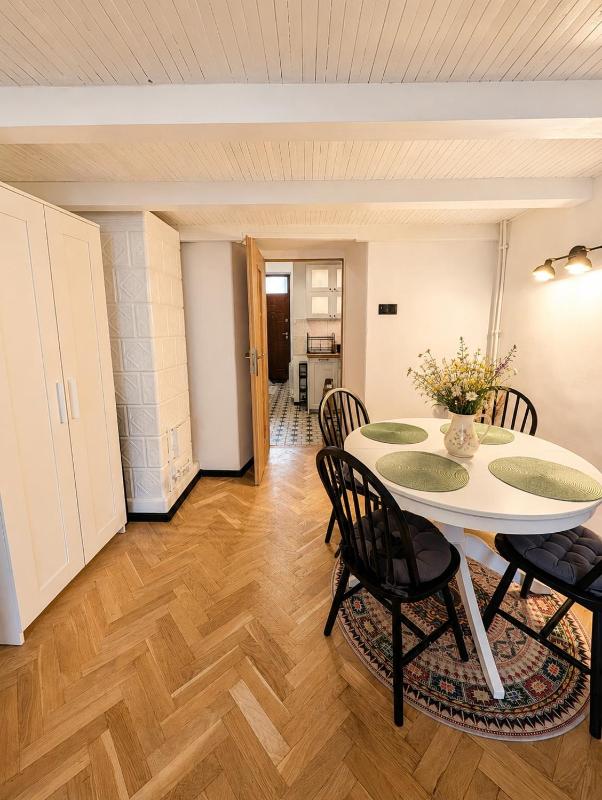 Elegant Loft in Kazimierz with Balcony - image 13