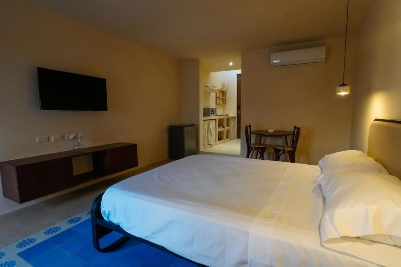 Beautiful studio in the heart of the city - image 8