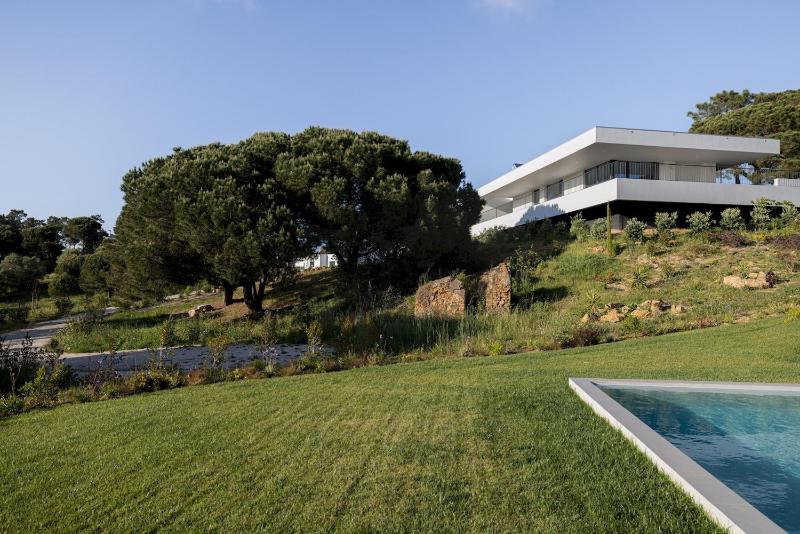 Haven Gem Villa in Aldeia do Meco - image 2