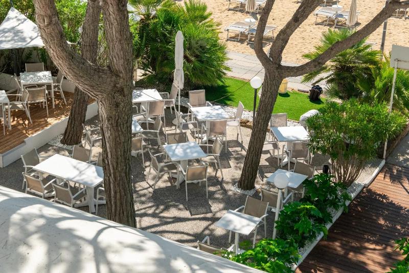 Hotel Sanremo - image 40