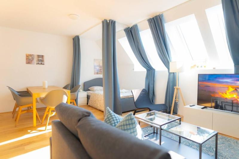 Luxury Penthouse 2-floors with Private Terrace near Prater and Center. - image 7