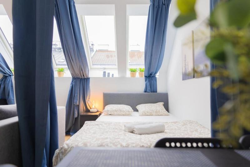 Premium Penthouse 2-floors with Private Terrace near Prater and Center - image 10