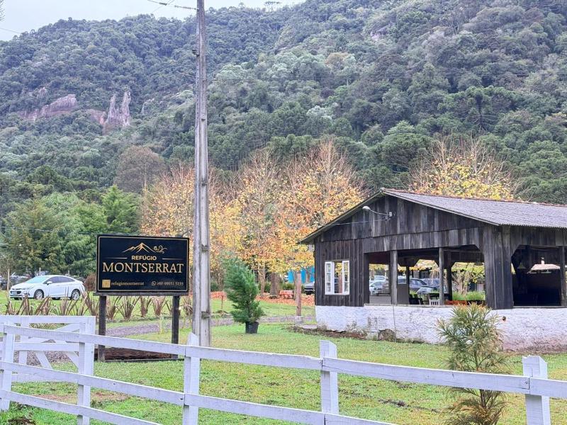 Refugio MontSerrat - image 22