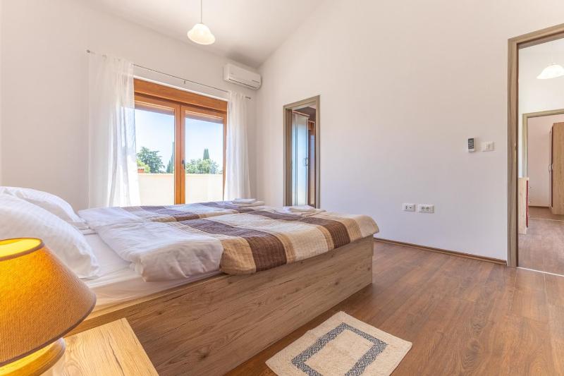 Holiday House Irina F - Pool Private - image 27