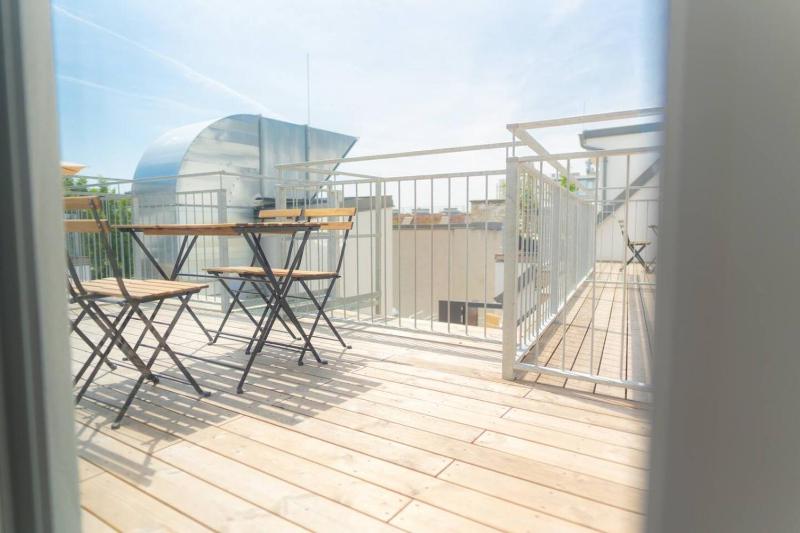 Superior Penthouse two-floor with Private Terrace near Prater and Center - image 9