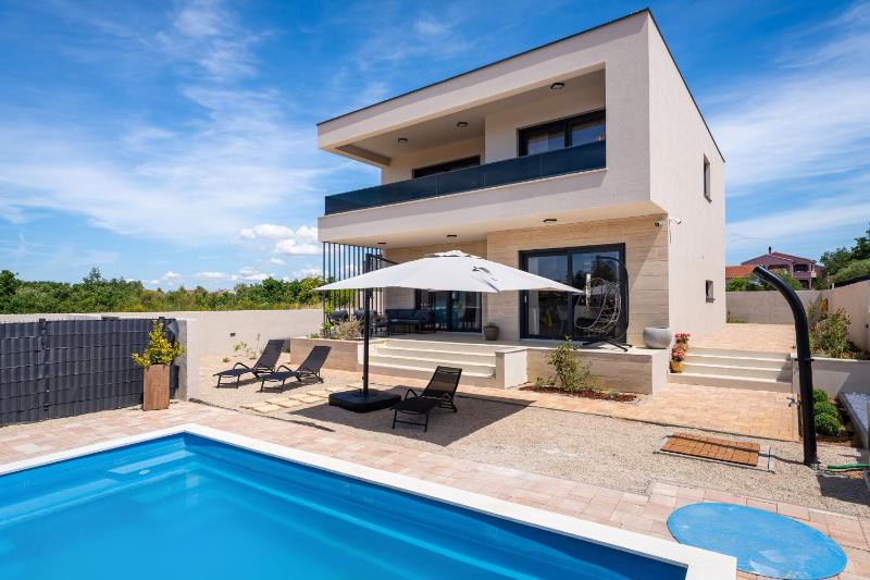 My Dalmatia - Villa Meli with private heated pool - image 1