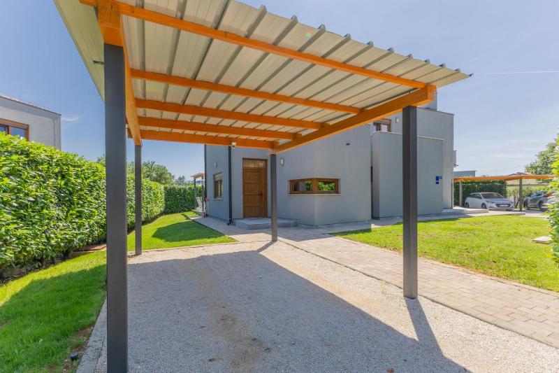 Holiday House Irina G - Pool Private - image 21