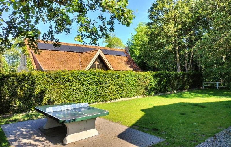 Stunning Home In Oostduinkerke With Wifi - image 17