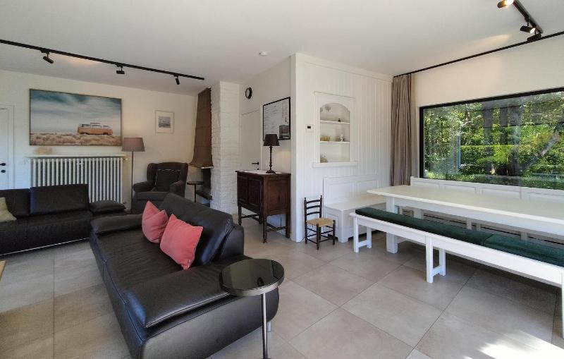 Stunning Home In Oostduinkerke With Wifi - image 19