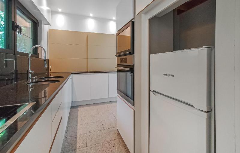 Stunning Home In Oostduinkerke With Wifi - image 7